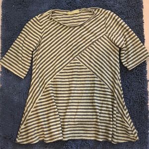 Cut loose 3/4 sleeve swing tunic striped